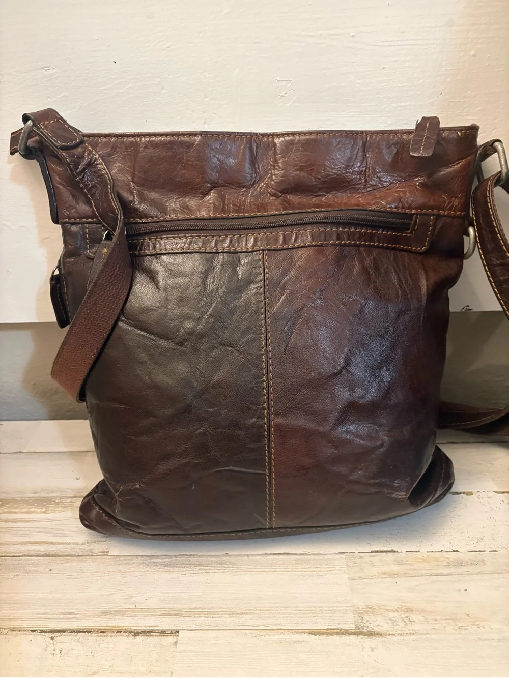 Jack George’s Voyager Leather Stained Buffalo Crossbody Bag Excellent Condition